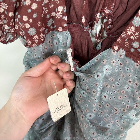 Free People Tessa Ruched Milkmaid Mixed Floral Print Mini Dress NWT - Picture 4 of 4